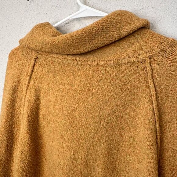 Free People Oversized Sweater Size XS - Picture 3 of 7